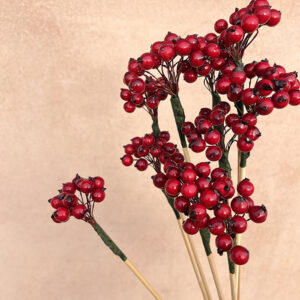 Berry Cluster Picks, Dark Red, 60cm