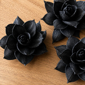 Sola Wood Flowers, Dahlia, Black, 8cm